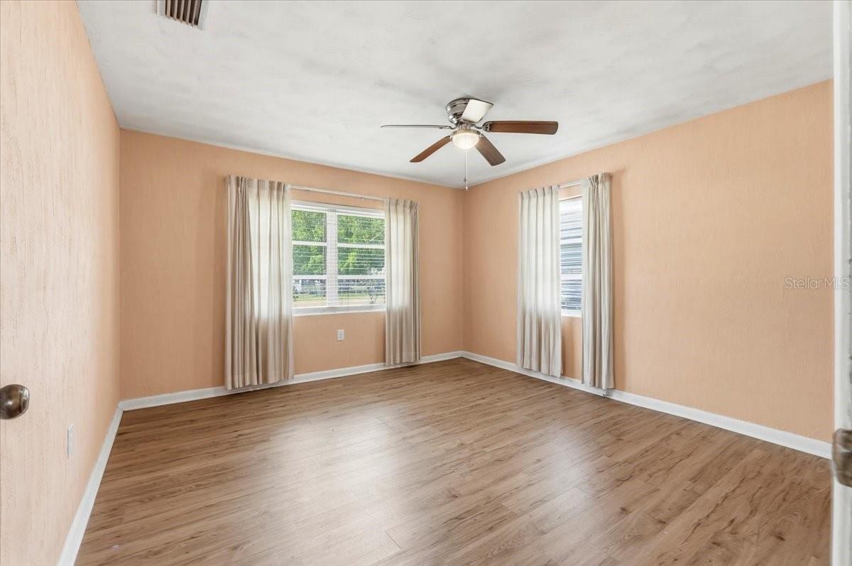 137 HIGHLAND AVE, AUBURNDALE, FL, 33823