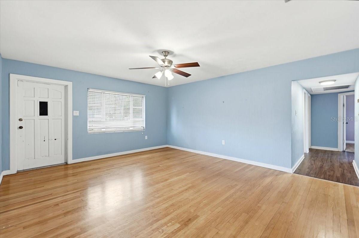 137 HIGHLAND AVE, AUBURNDALE, FL, 33823