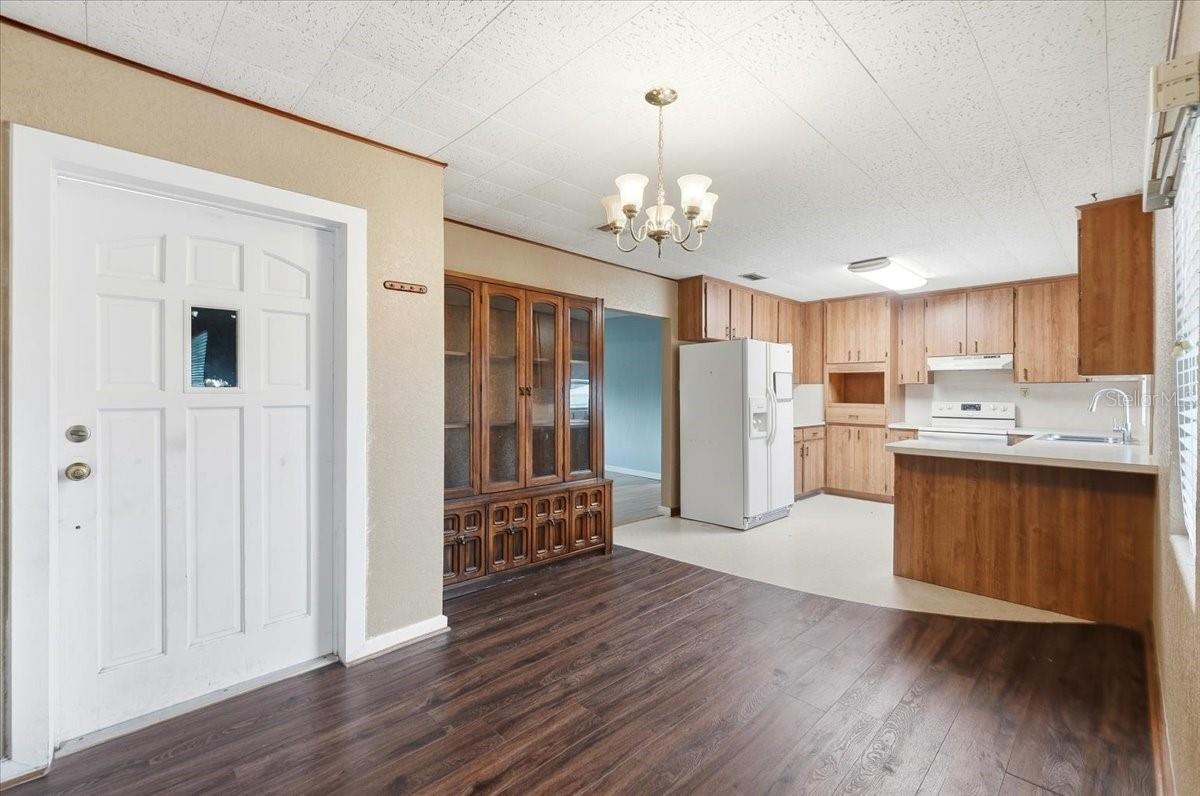 137 HIGHLAND AVE, AUBURNDALE, FL, 33823