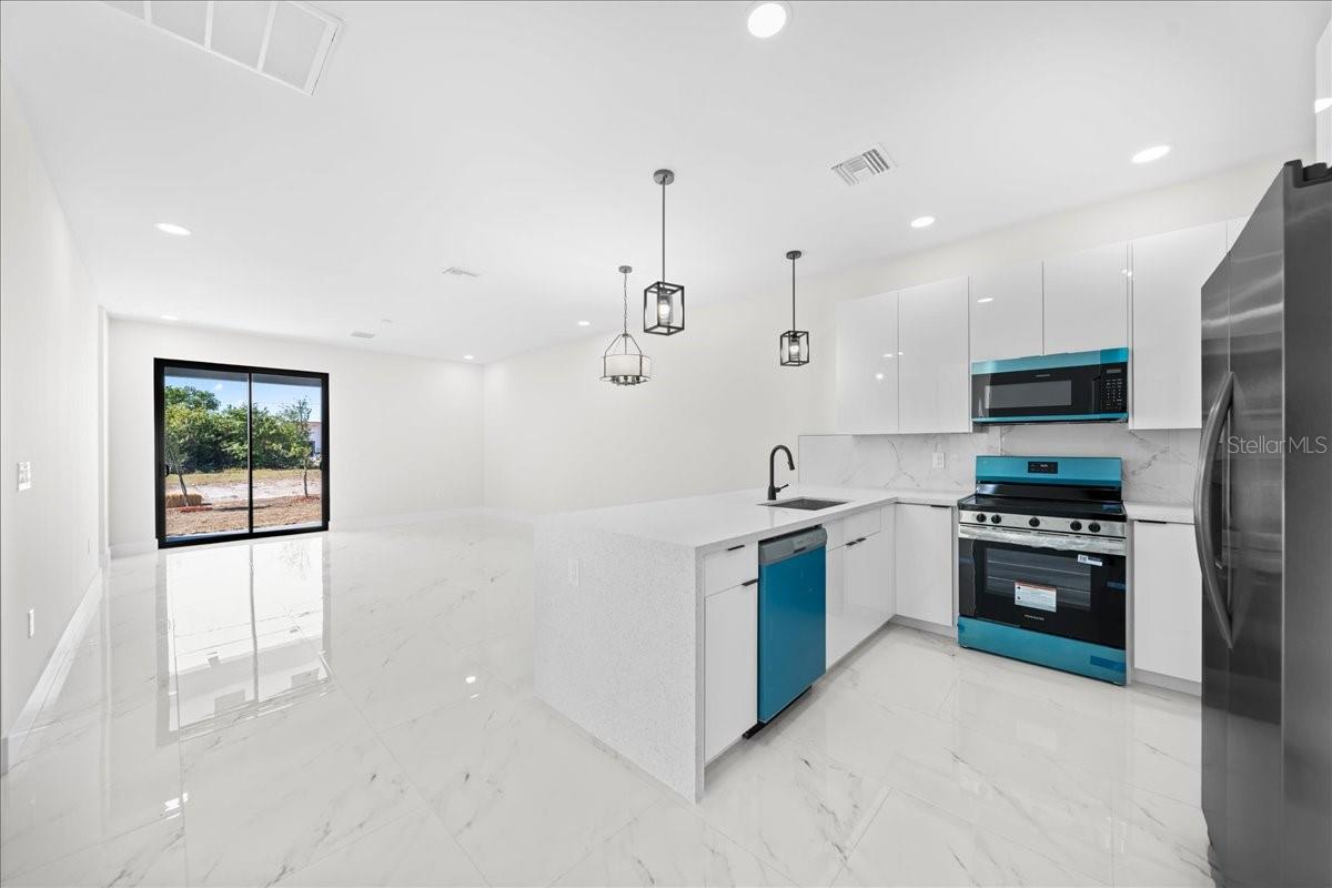 1315/1317 DIPLOMAT PKWY E, CAPE CORAL, FL, 33909