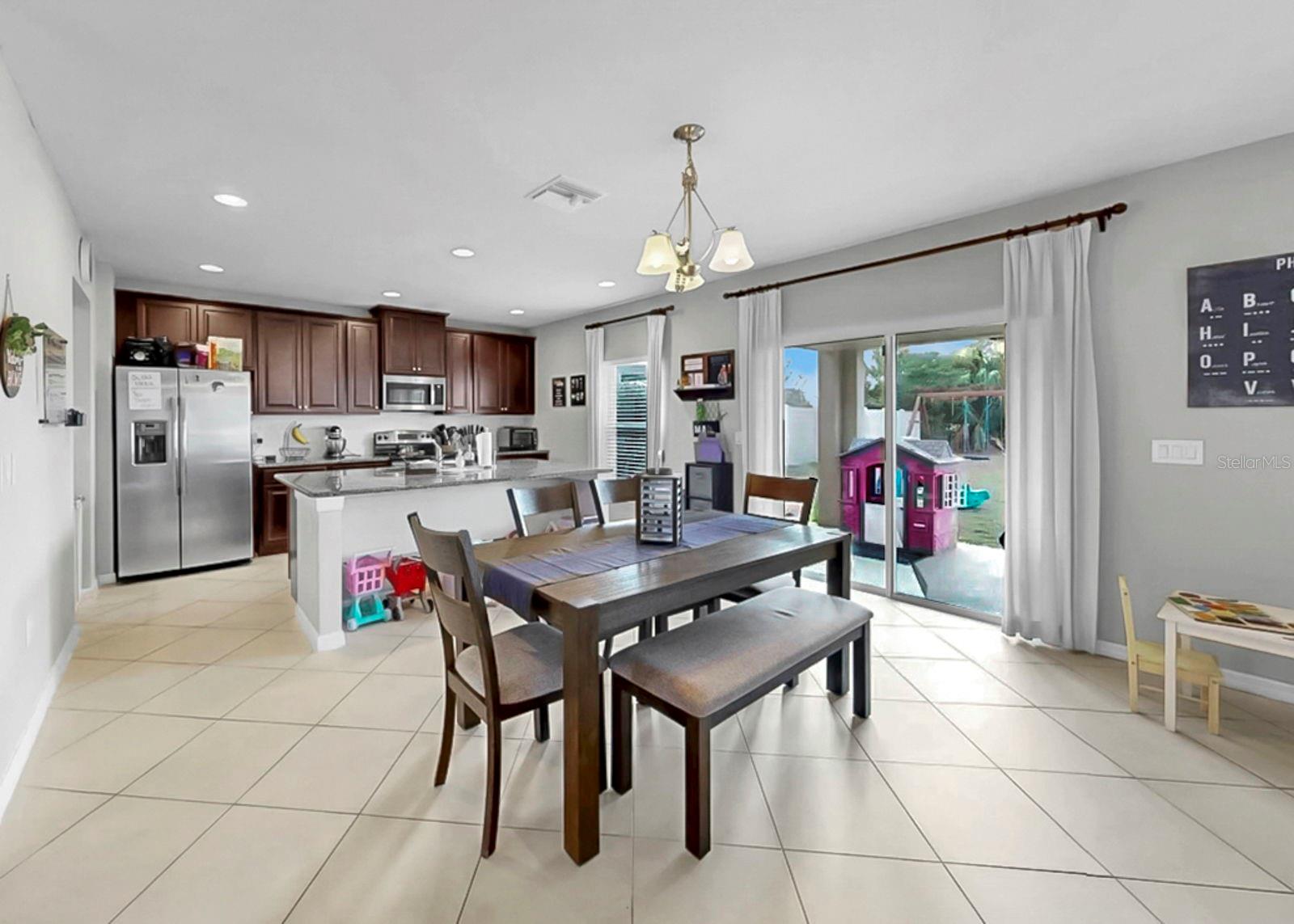 8105 ROTHBURY HILLS PL, GIBSONTON, FL, 33534