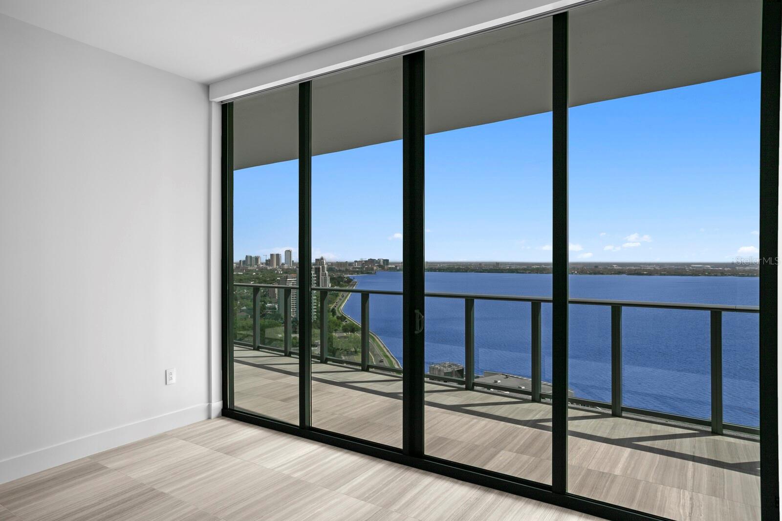 3015 S YSABELLA AVE #2402, TAMPA, FL, 33629