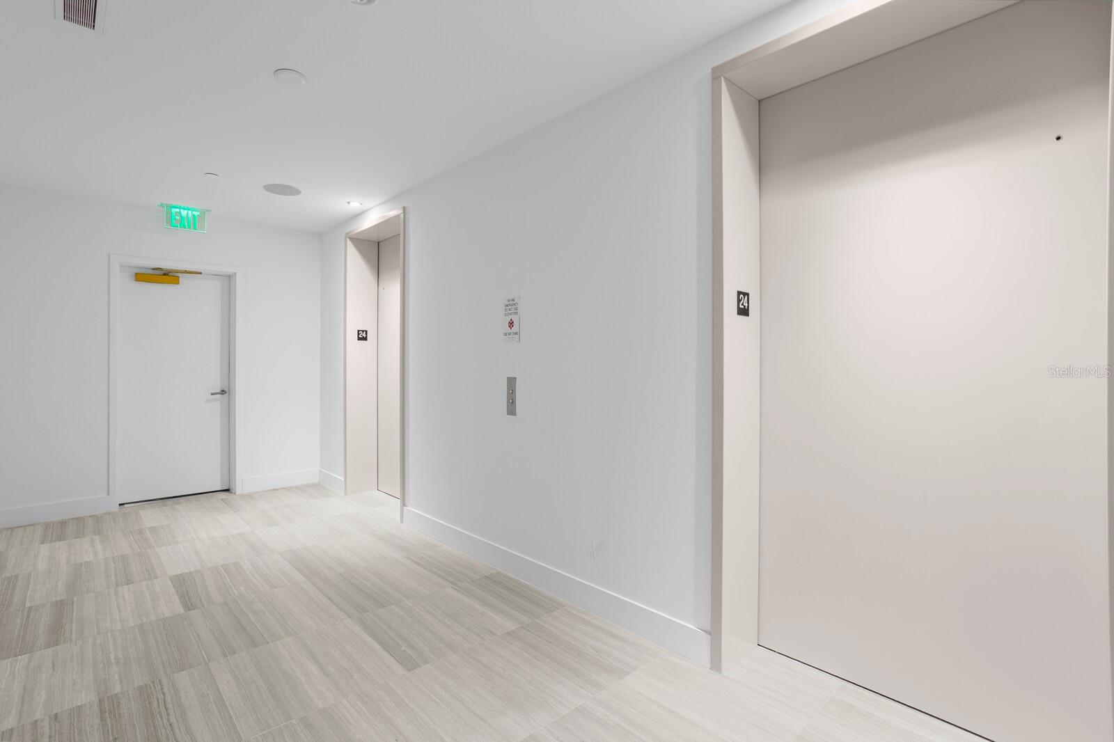 3015 S YSABELLA AVE #2402, TAMPA, FL, 33629