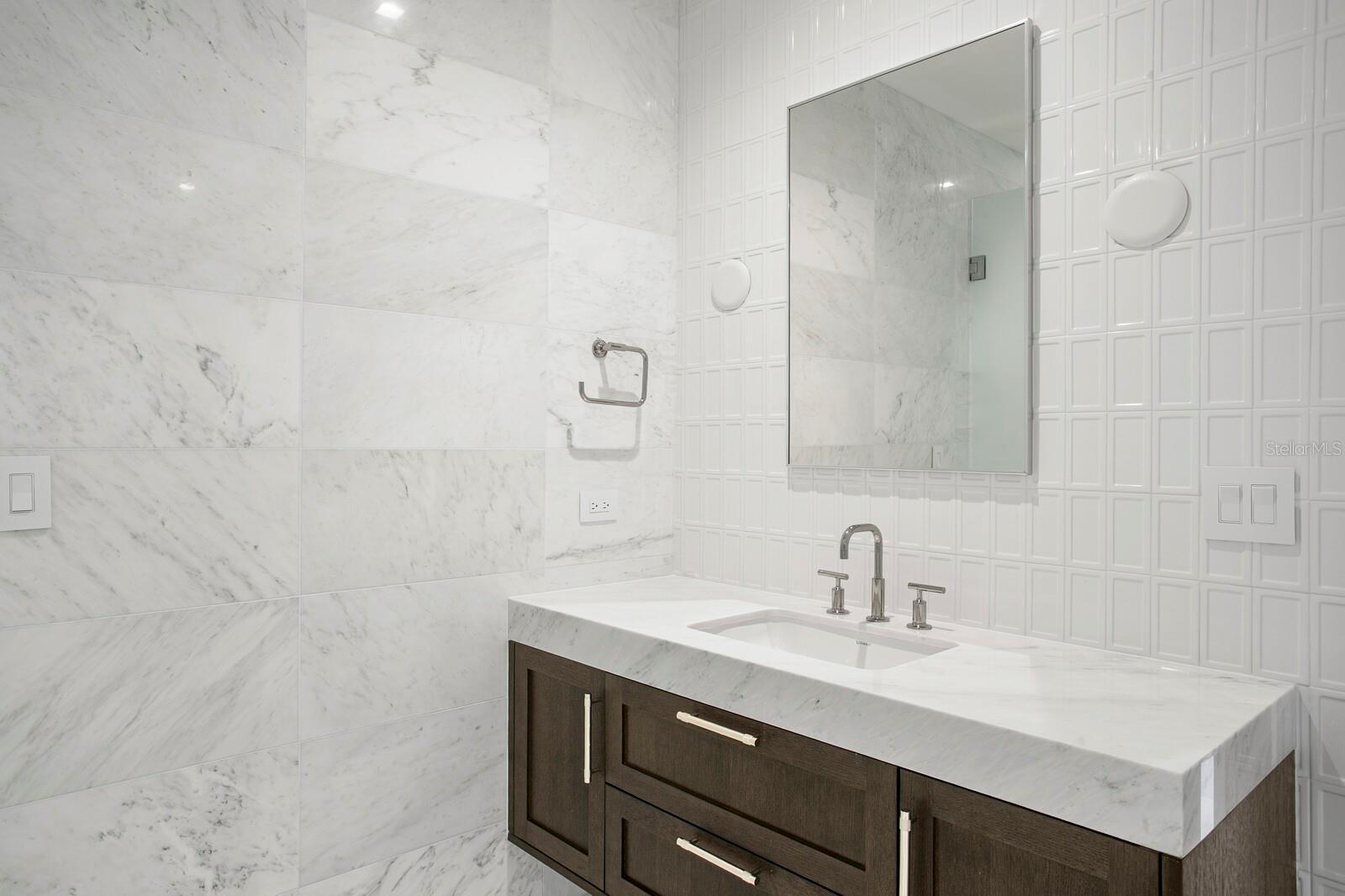 3015 S YSABELLA AVE #2402, TAMPA, FL, 33629