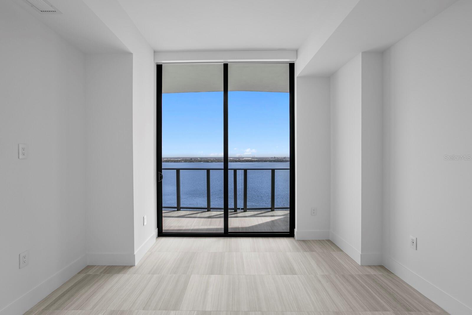 3015 S YSABELLA AVE #2402, TAMPA, FL, 33629