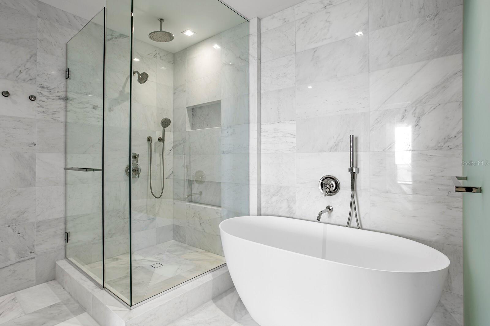 3015 S YSABELLA AVE #2402, TAMPA, FL, 33629