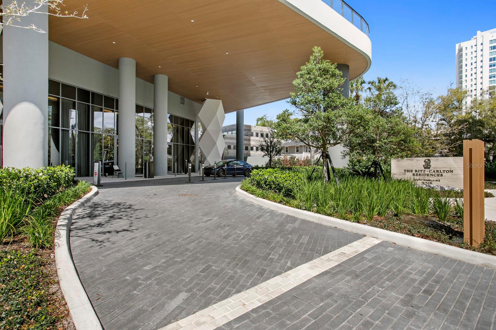 3015 S YSABELLA AVE #2402, TAMPA, FL, 33629