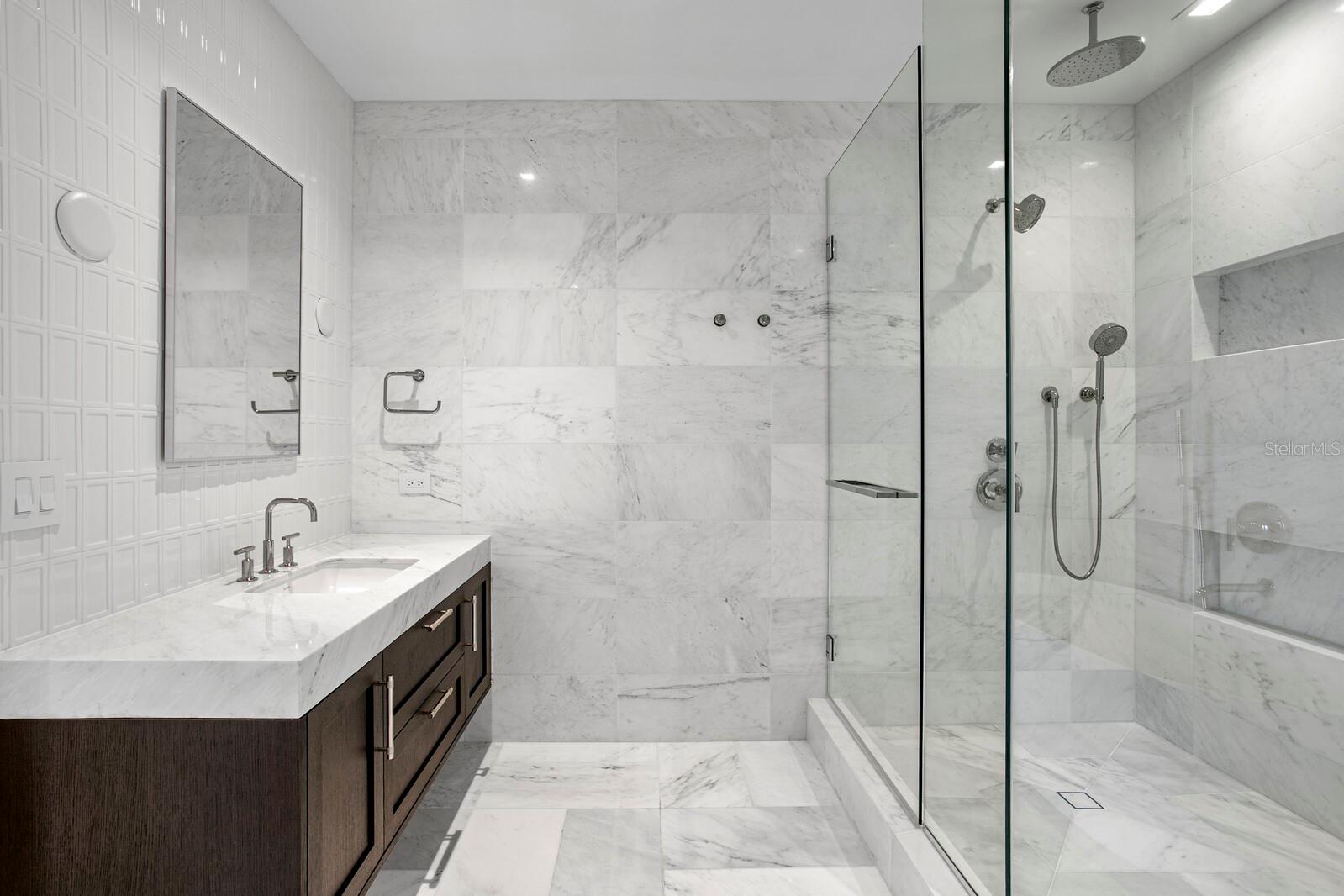 3015 S YSABELLA AVE #2402, TAMPA, FL, 33629