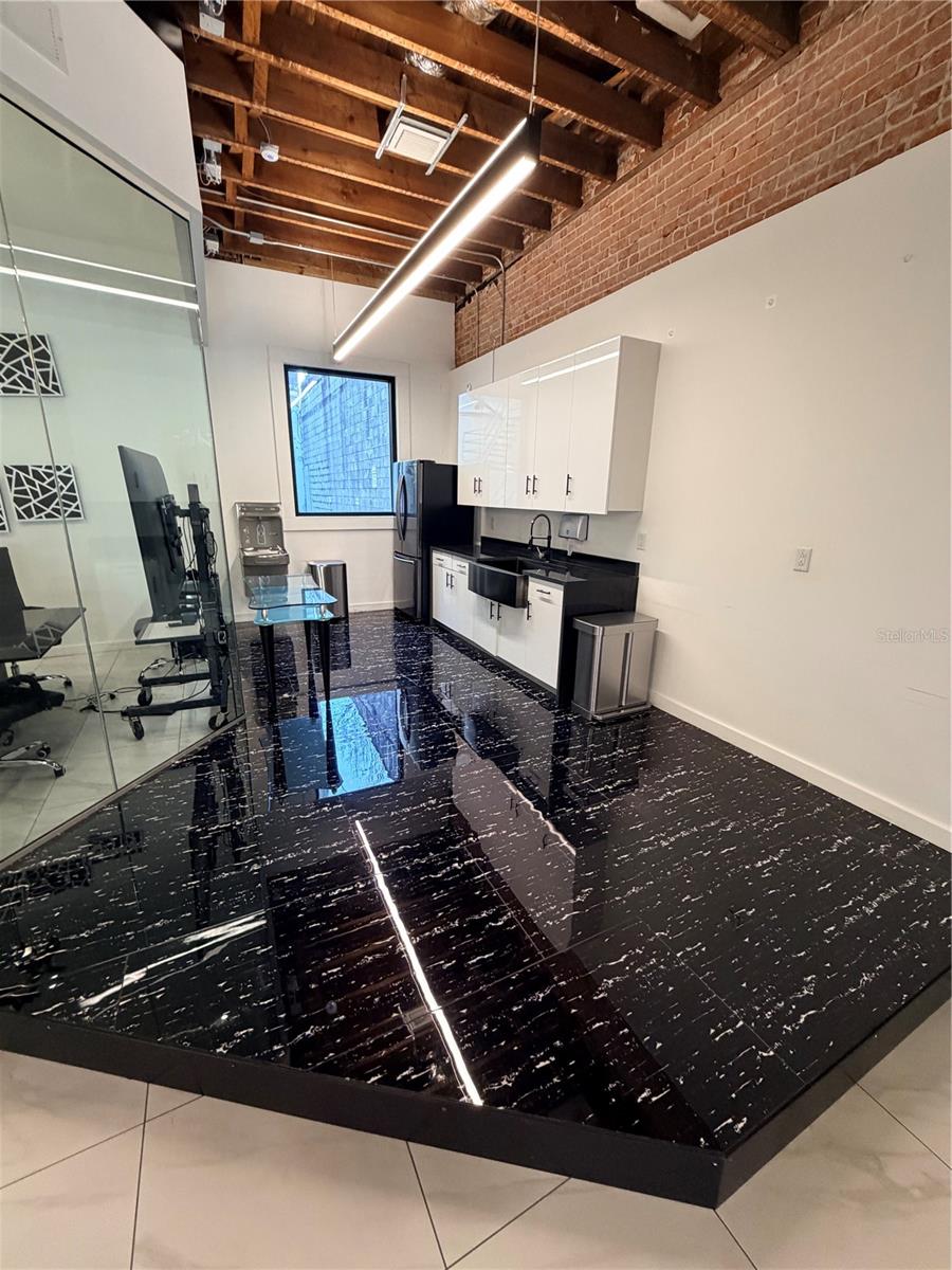 1006 N FLORIDA AVE, TAMPA, FL, 33602