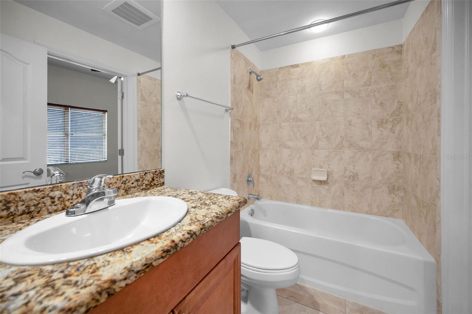 606 WELLS CT #202, CLEARWATER, FL, 33756