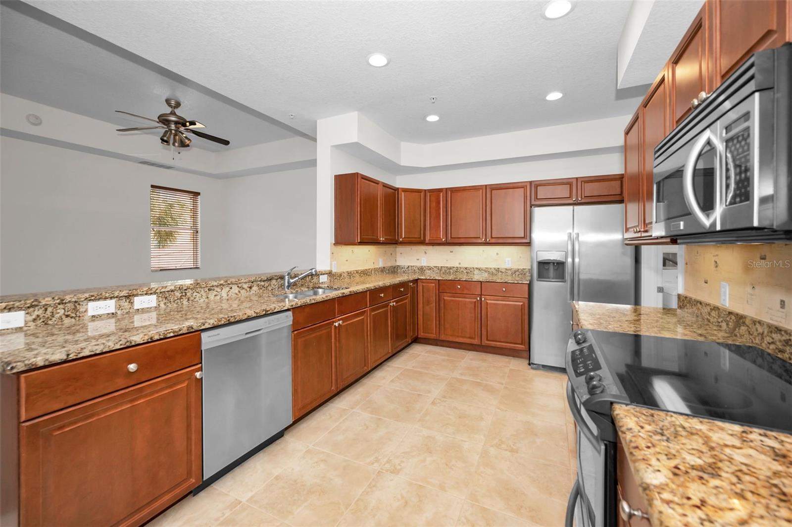 606 WELLS CT #202, CLEARWATER, FL, 33756