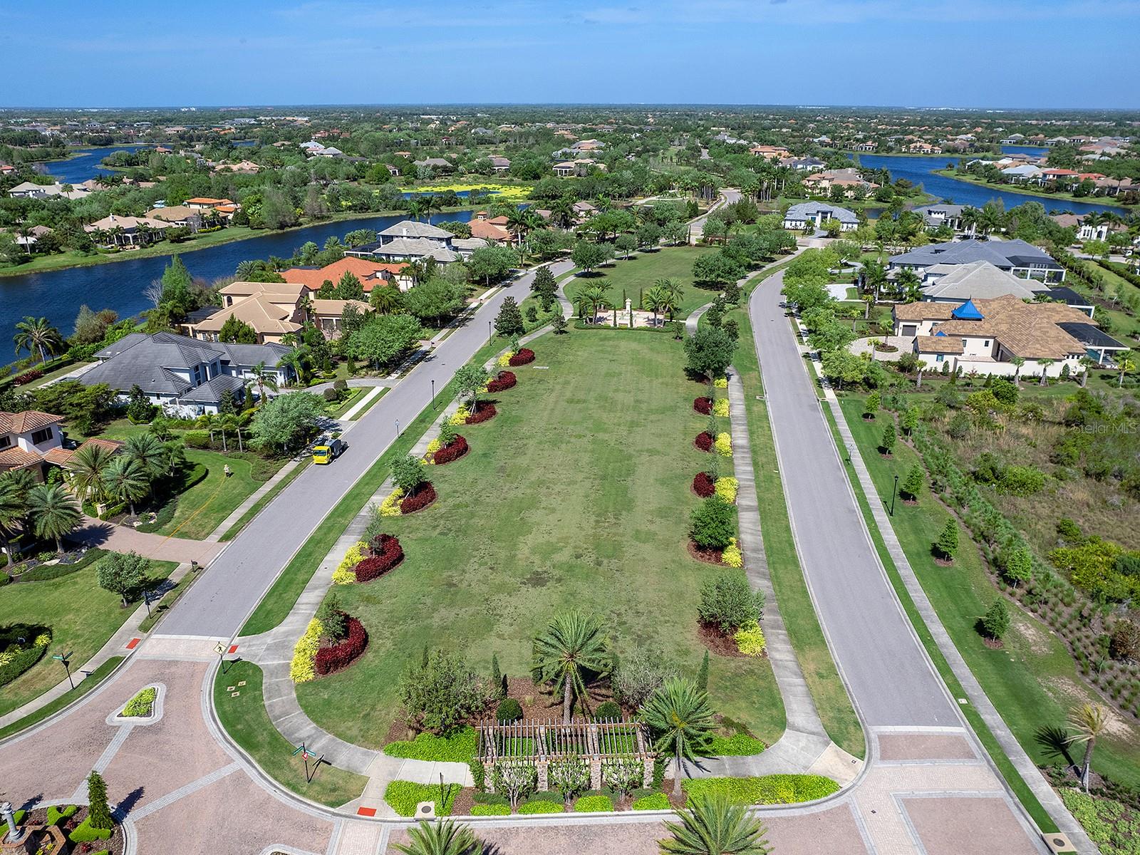 17238 SALERNO DR, LAKEWOOD RANCH, FL, 34202