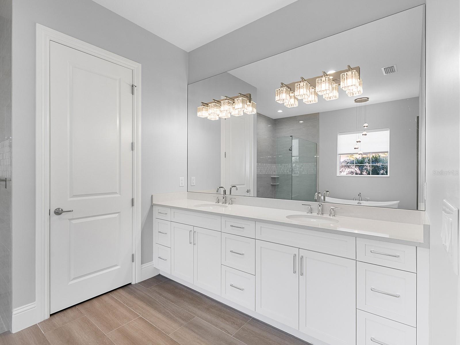 17238 SALERNO DR, LAKEWOOD RANCH, FL, 34202