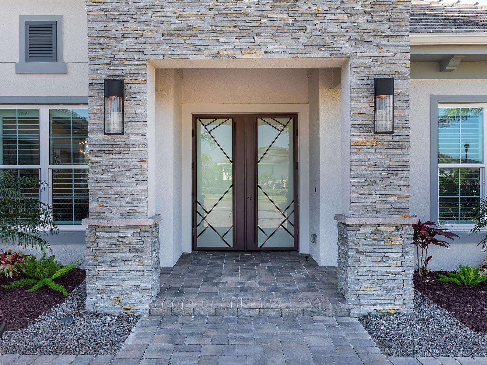 17238 SALERNO DR, LAKEWOOD RANCH, FL, 34202