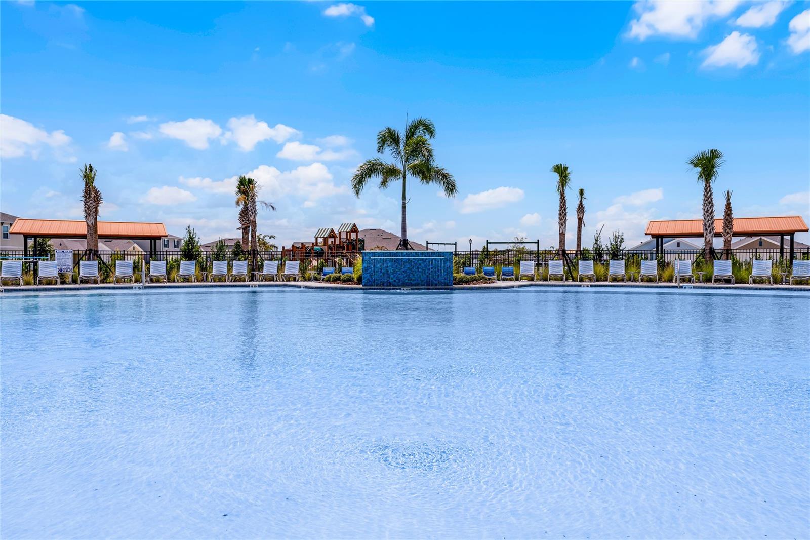 2113 WALNUT CREEK DR, KISSIMMEE, FL, 34744