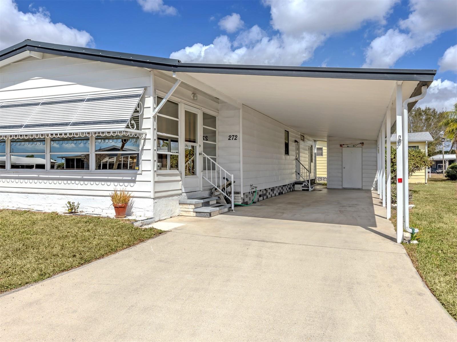 272 CAPTAINS CT, NORTH PORT, FL, 34287