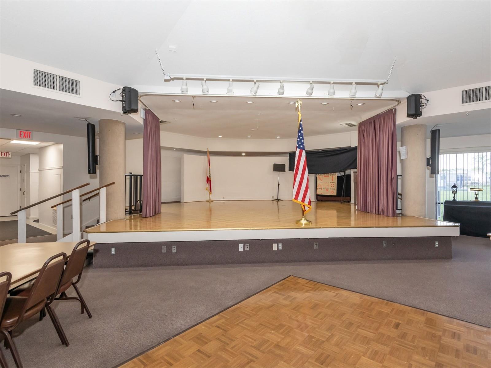 272 CAPTAINS CT, NORTH PORT, FL, 34287