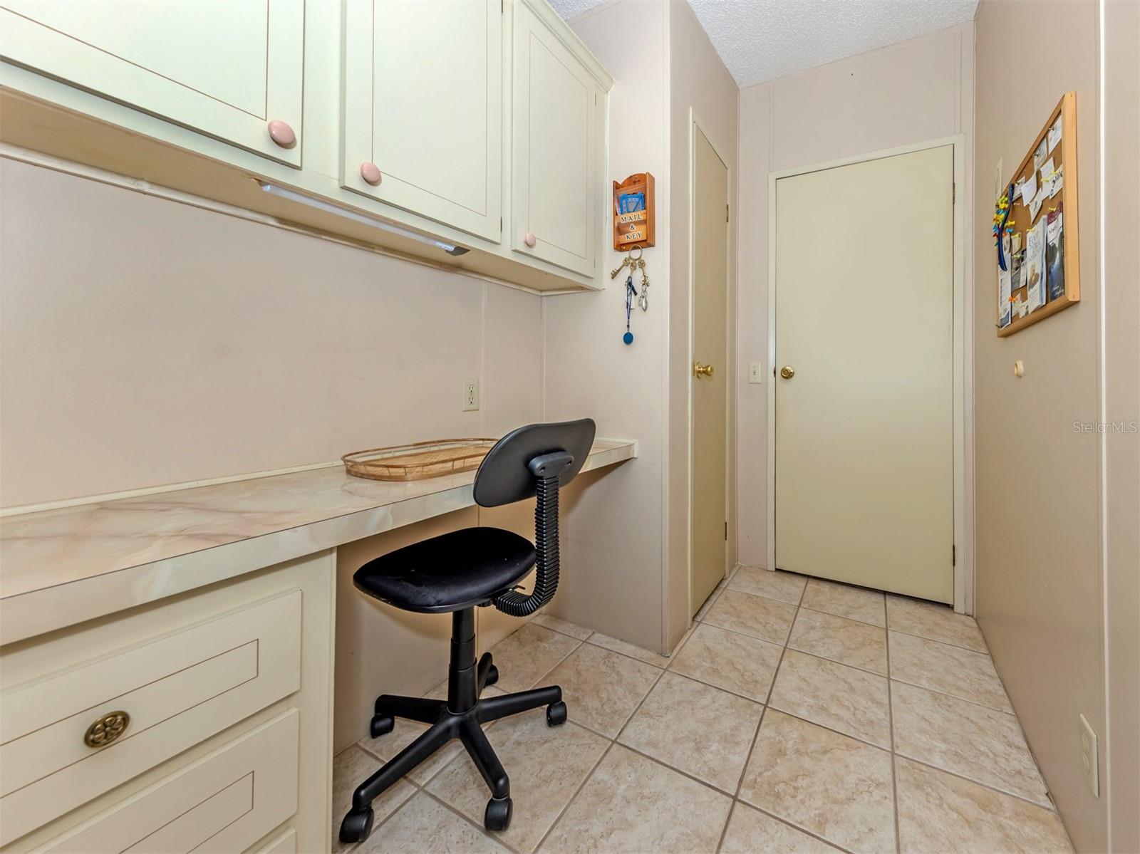 272 CAPTAINS CT, NORTH PORT, FL, 34287