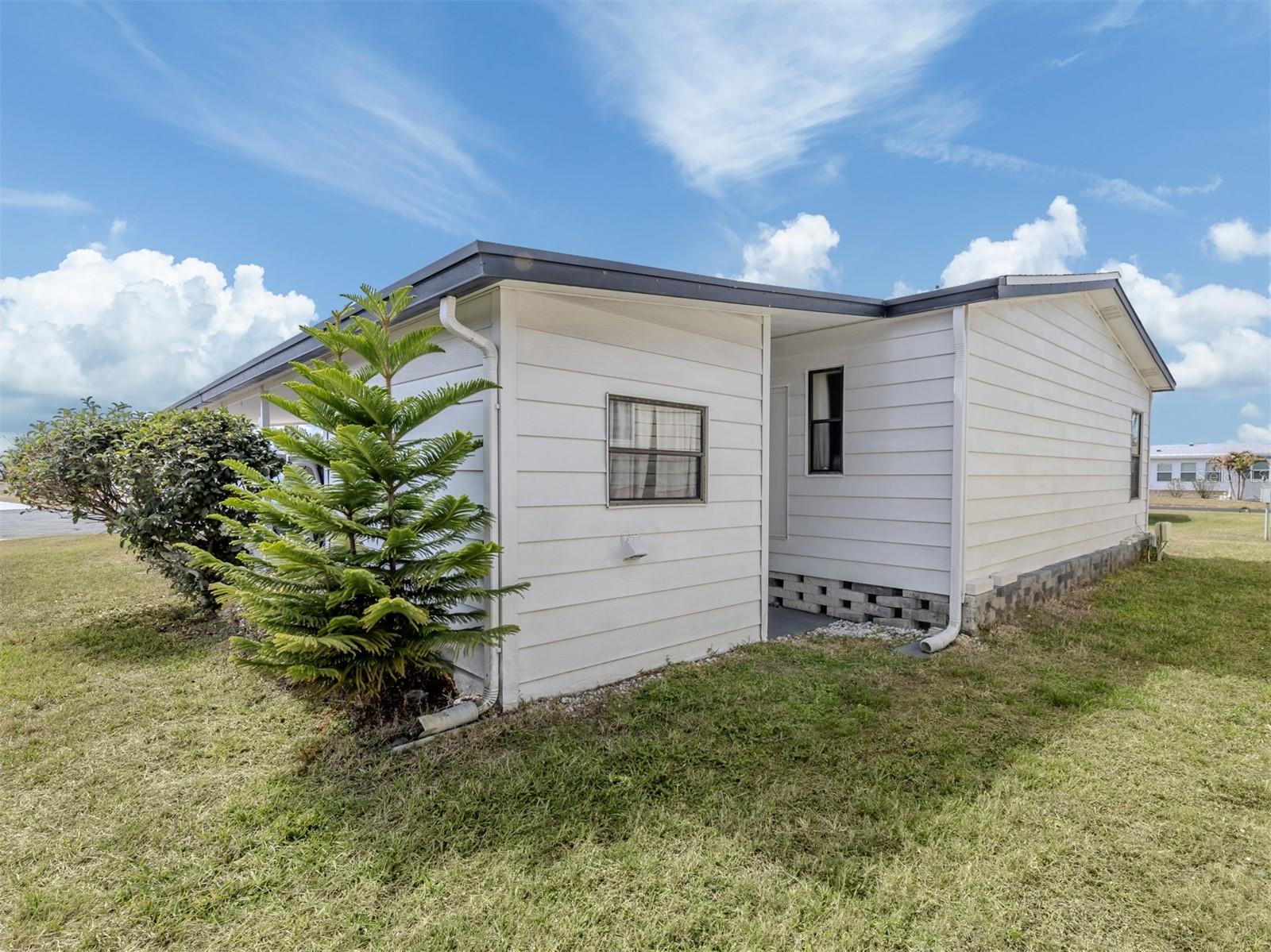 272 CAPTAINS CT, NORTH PORT, FL, 34287