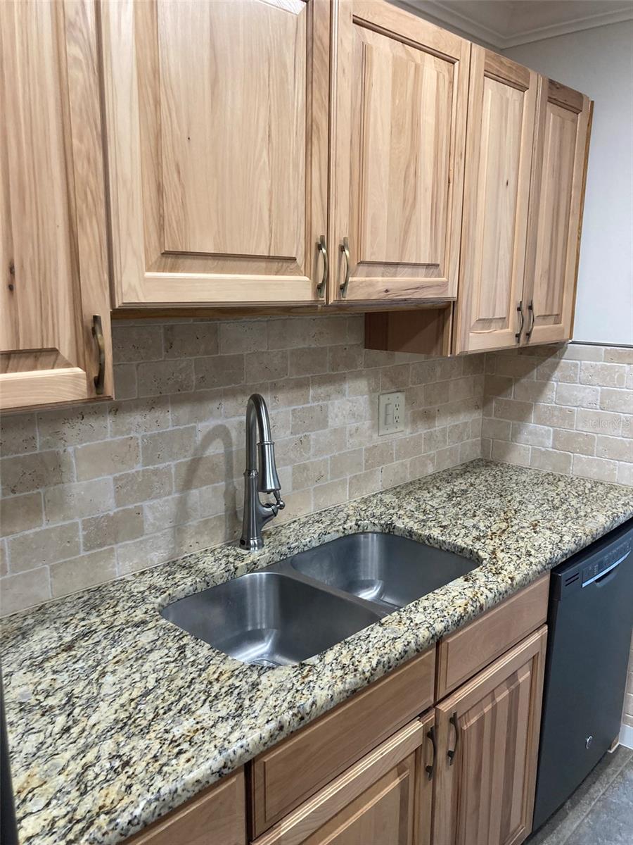 5725 80TH ST N #114, ST PETERSBURG, FL, 33709