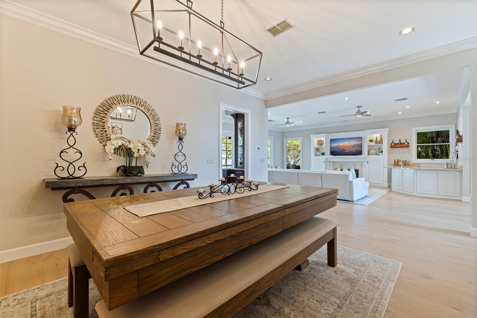 1285 GASPARILLA DR NE, ST PETERSBURG, FL, 33702