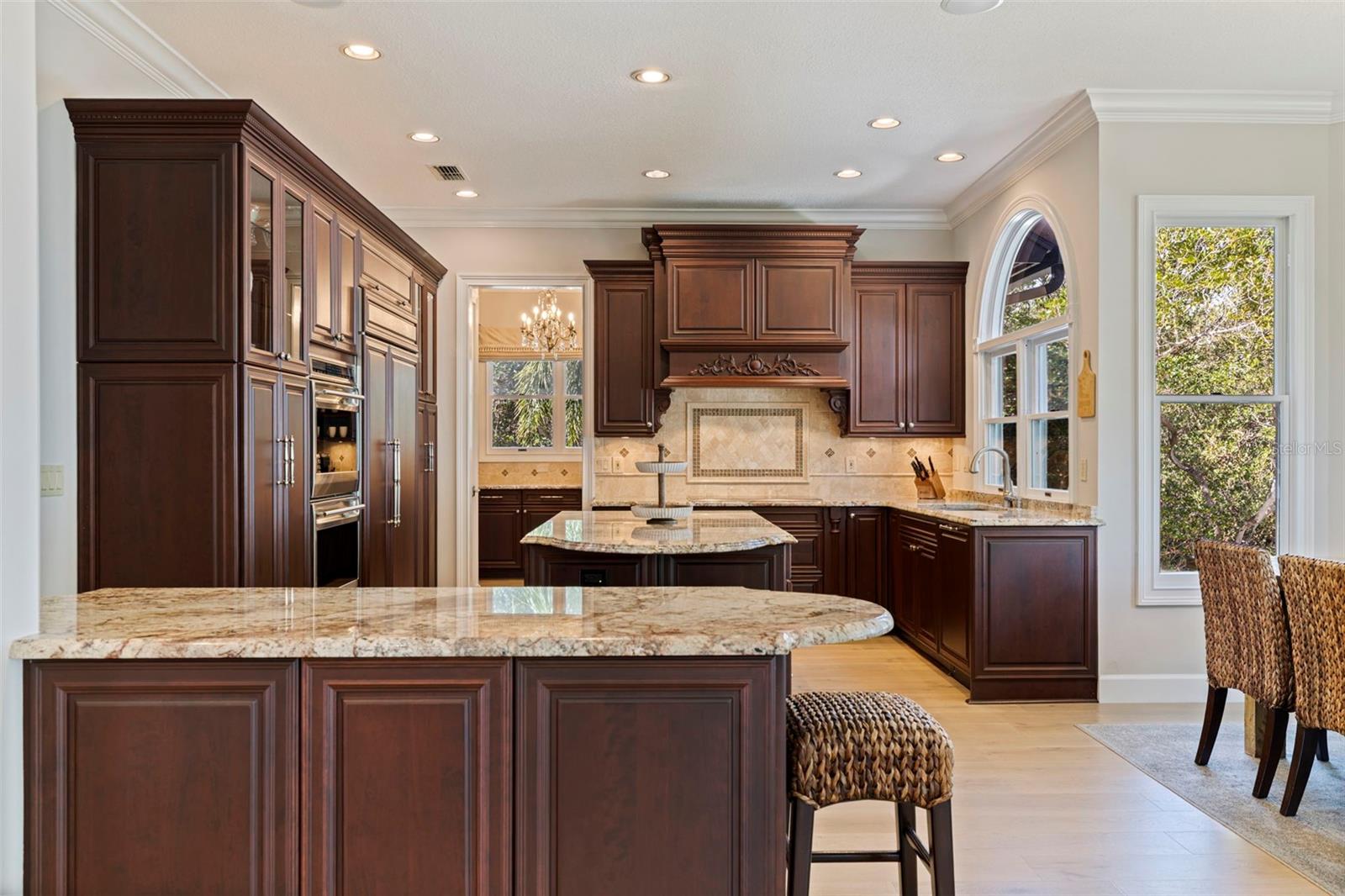 1285 GASPARILLA DR NE, ST PETERSBURG, FL, 33702
