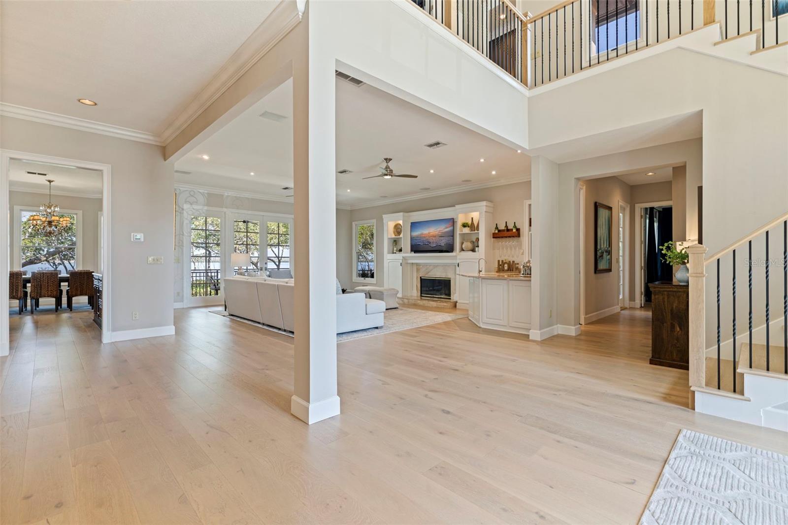 1285 GASPARILLA DR NE, ST PETERSBURG, FL, 33702