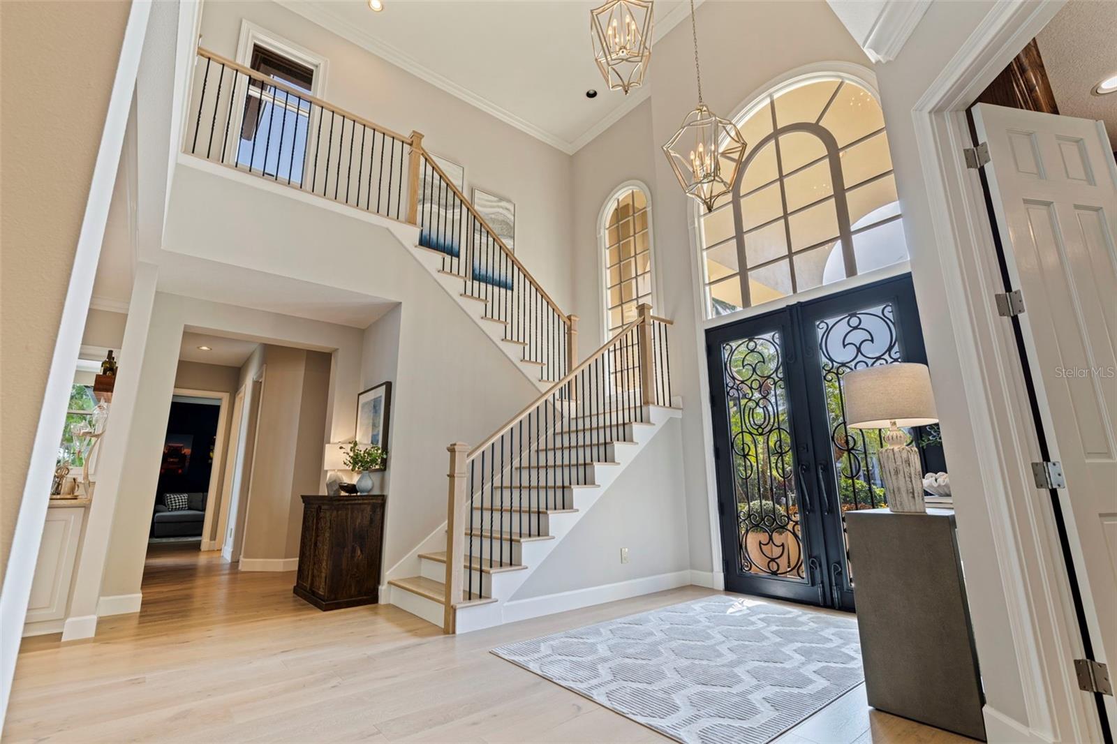 1285 GASPARILLA DR NE, ST PETERSBURG, FL, 33702