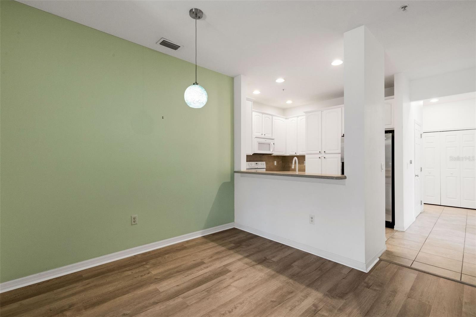 STONEHAVEN PH 4, 5, 6, 7 & 25, SARASOTA, FL, 34233