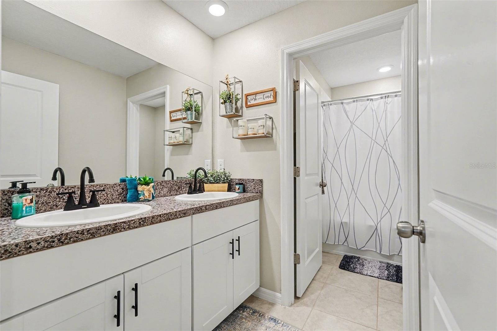 9424 LEMON DROP LOOP, SUN CITY CENTER, FL, 33573