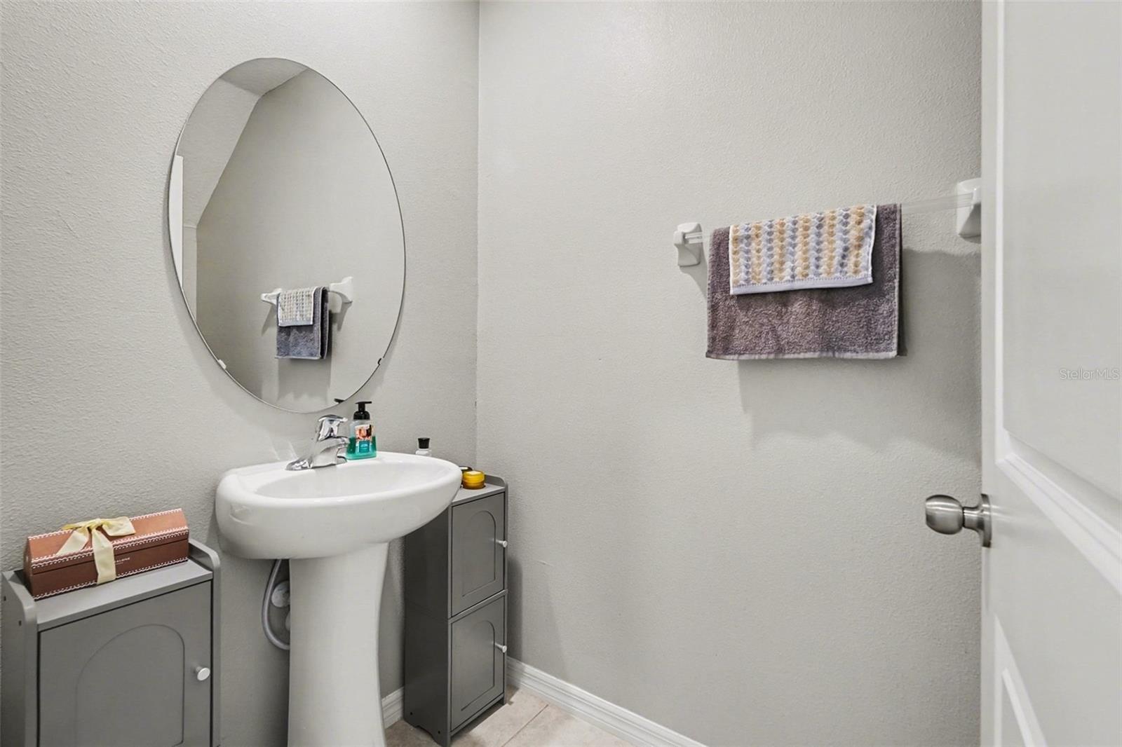 9424 LEMON DROP LOOP, SUN CITY CENTER, FL, 33573