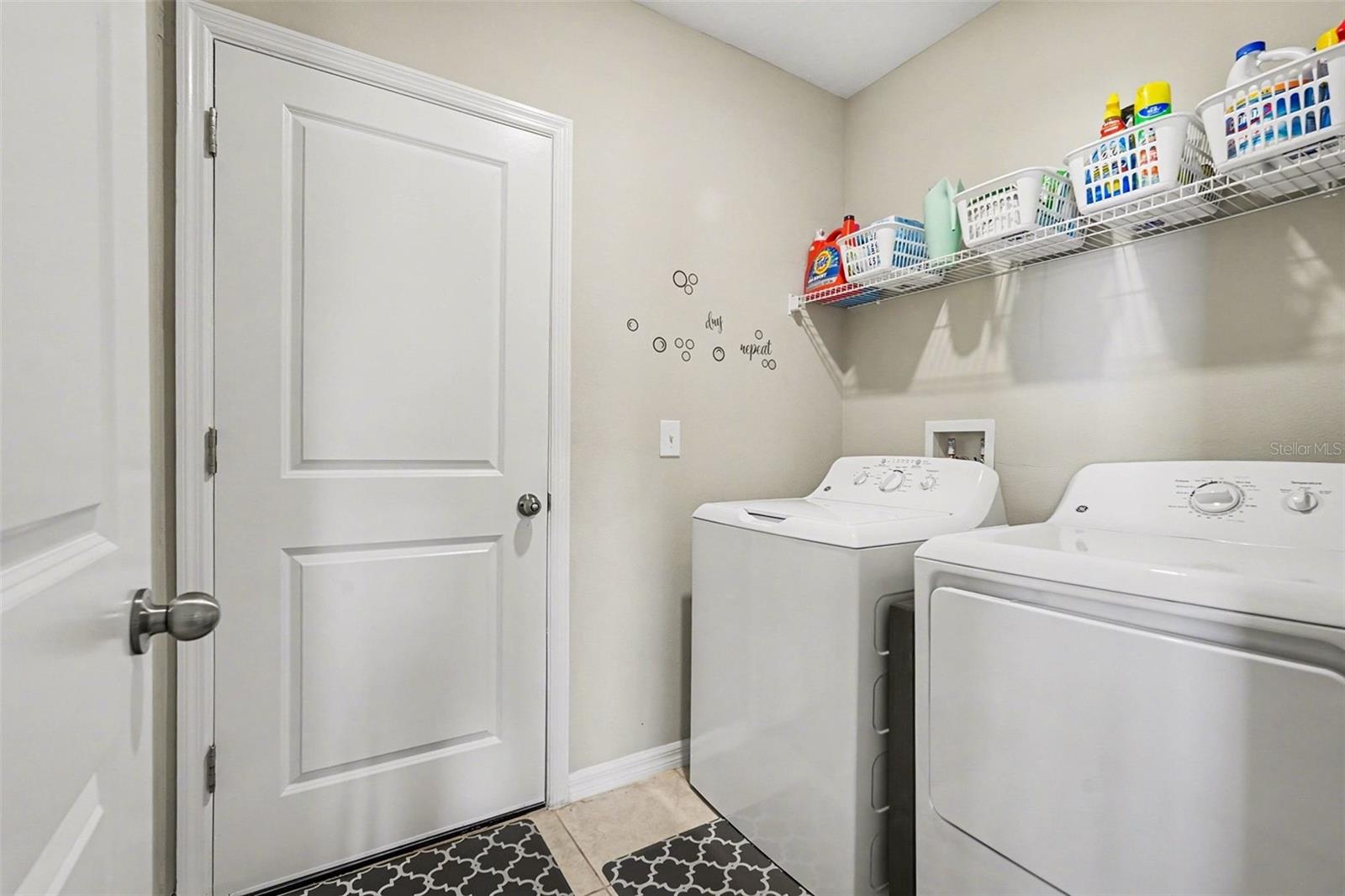 9424 LEMON DROP LOOP, SUN CITY CENTER, FL, 33573