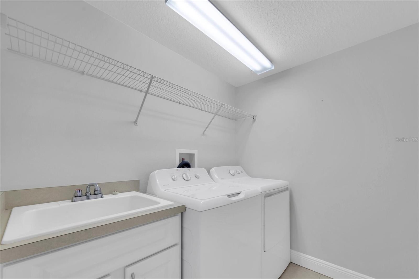 7069 KEY HAVEN RD #302, SEMINOLE, FL, 33777