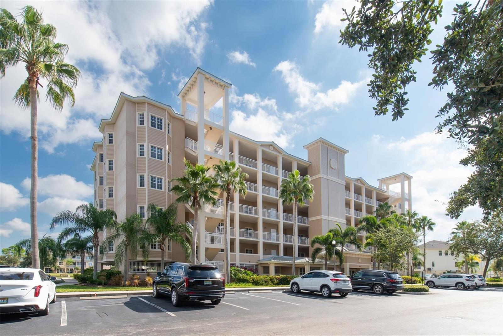 7069 KEY HAVEN RD #302, SEMINOLE, FL, 33777