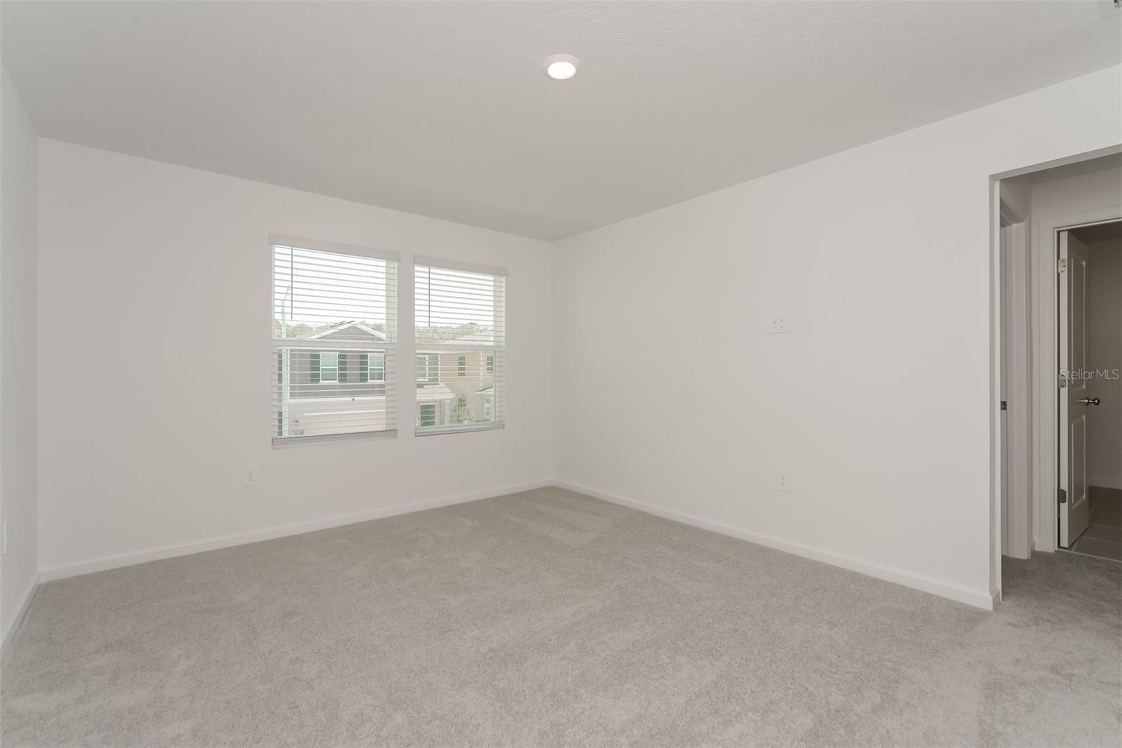 5439 MEADOW WALK DR, DAVENPORT, FL, 33837