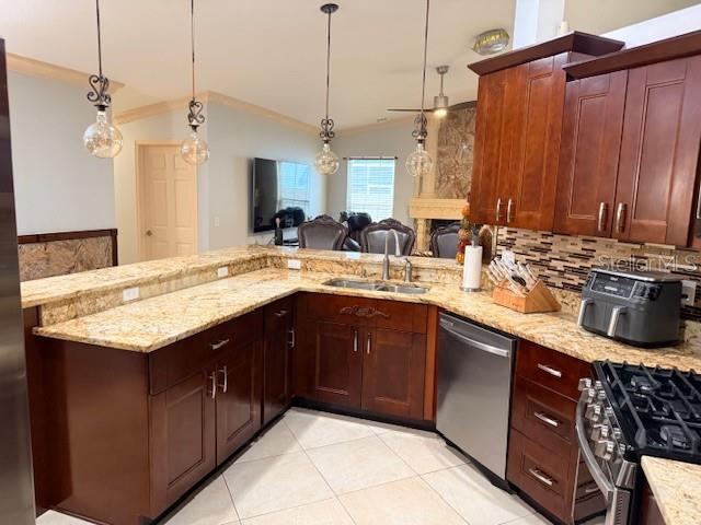 18116 SWEET JASMINE DR, TAMPA, FL, 33647