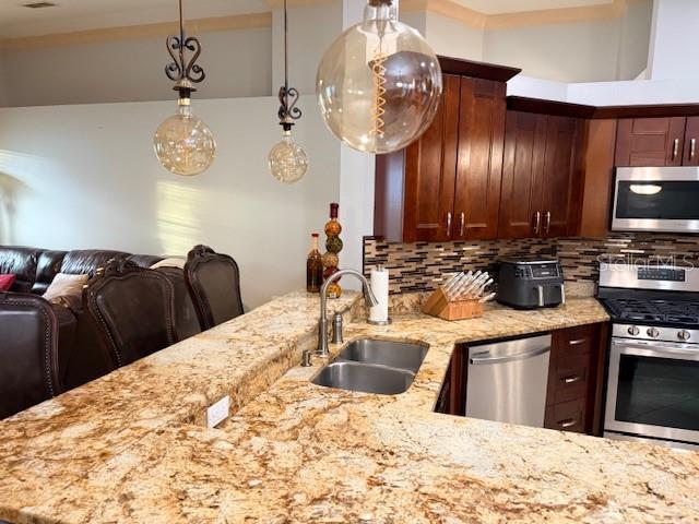 18116 SWEET JASMINE DR, TAMPA, FL, 33647