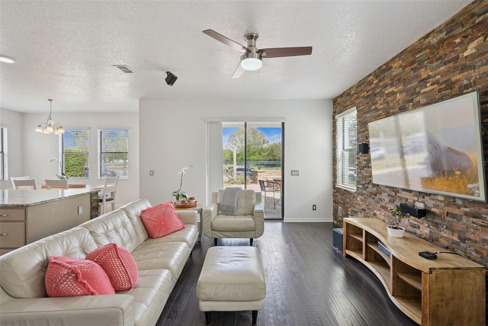 1996 LEATHER FERN DR, OCOEE, FL, 34761