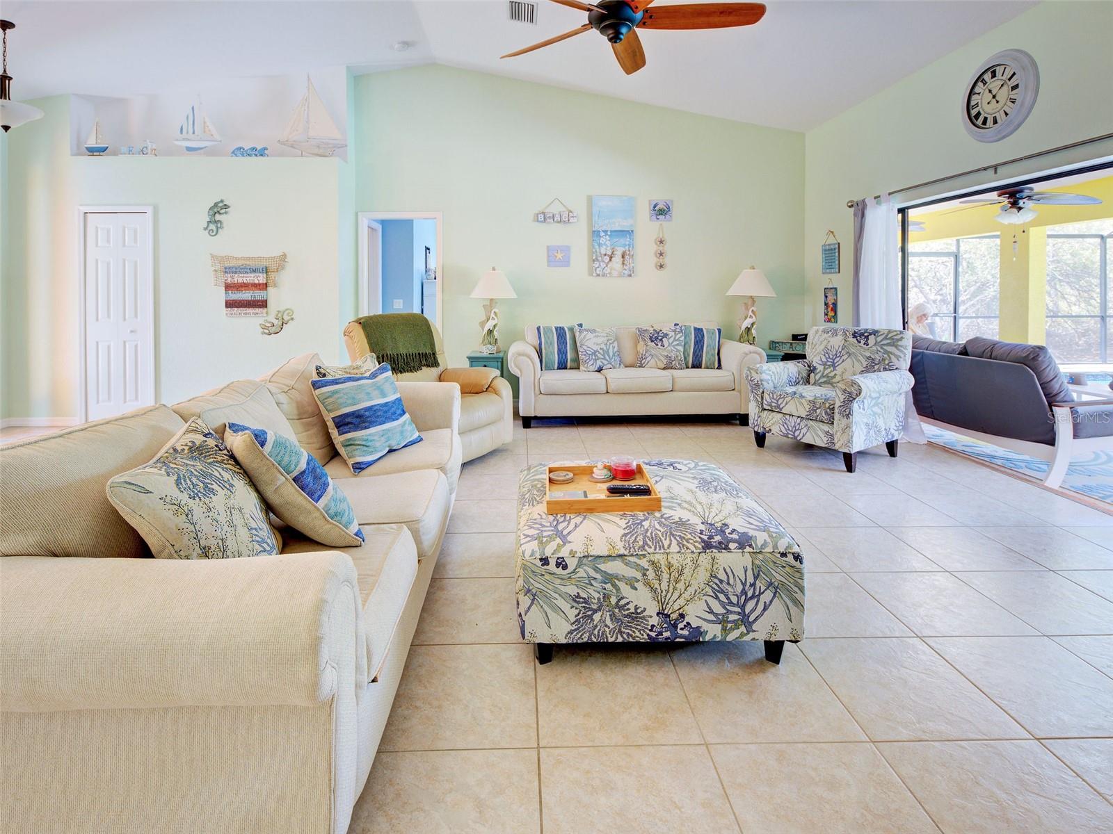 2135 BELVOIR ST, PORT CHARLOTTE, FL, 33953