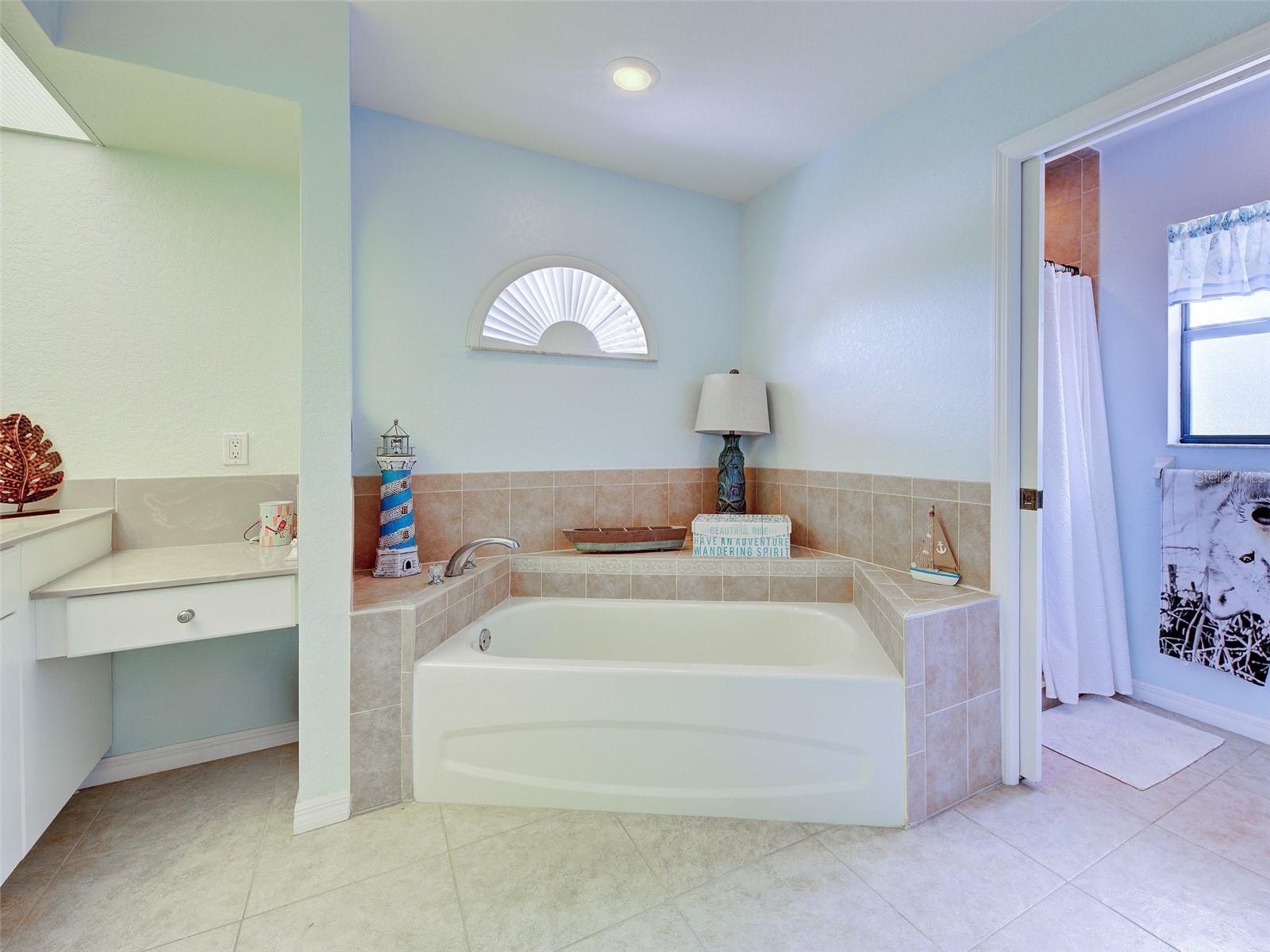 2135 BELVOIR ST, PORT CHARLOTTE, FL, 33953