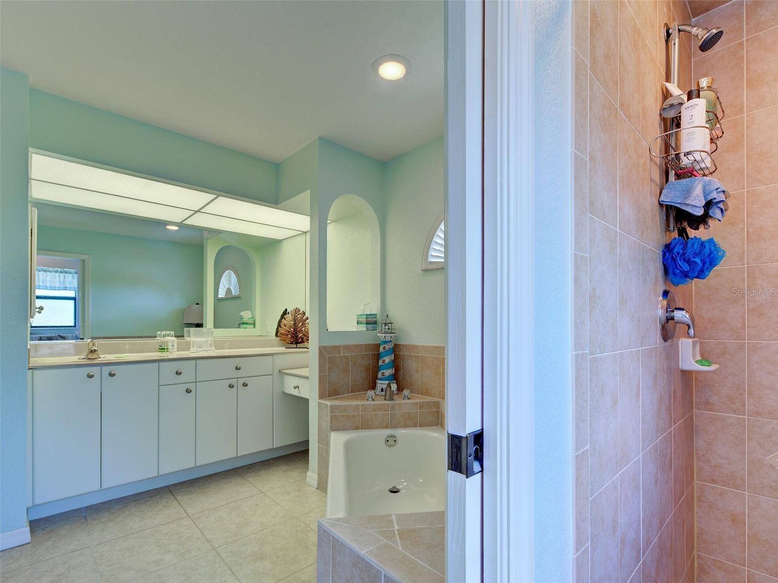 2135 BELVOIR ST, PORT CHARLOTTE, FL, 33953