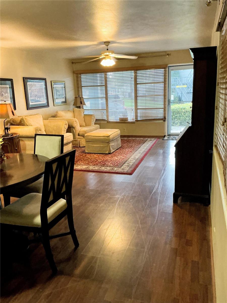 4300 58TH ST N #1801, KENNETH CITY, FL, 33709