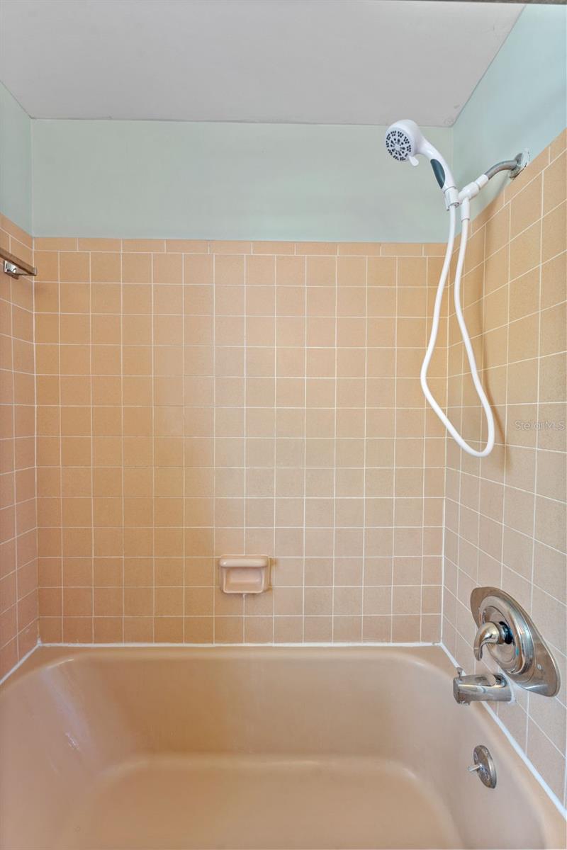 544 SEVERN AVE, TAMPA, FL, 33606