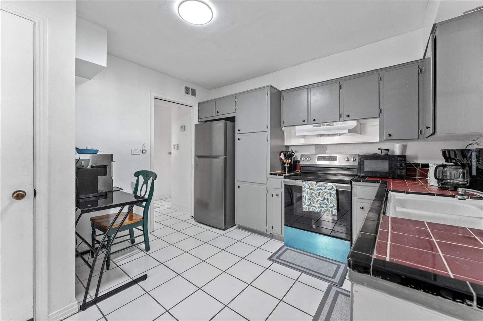 544 SEVERN AVE, TAMPA, FL, 33606