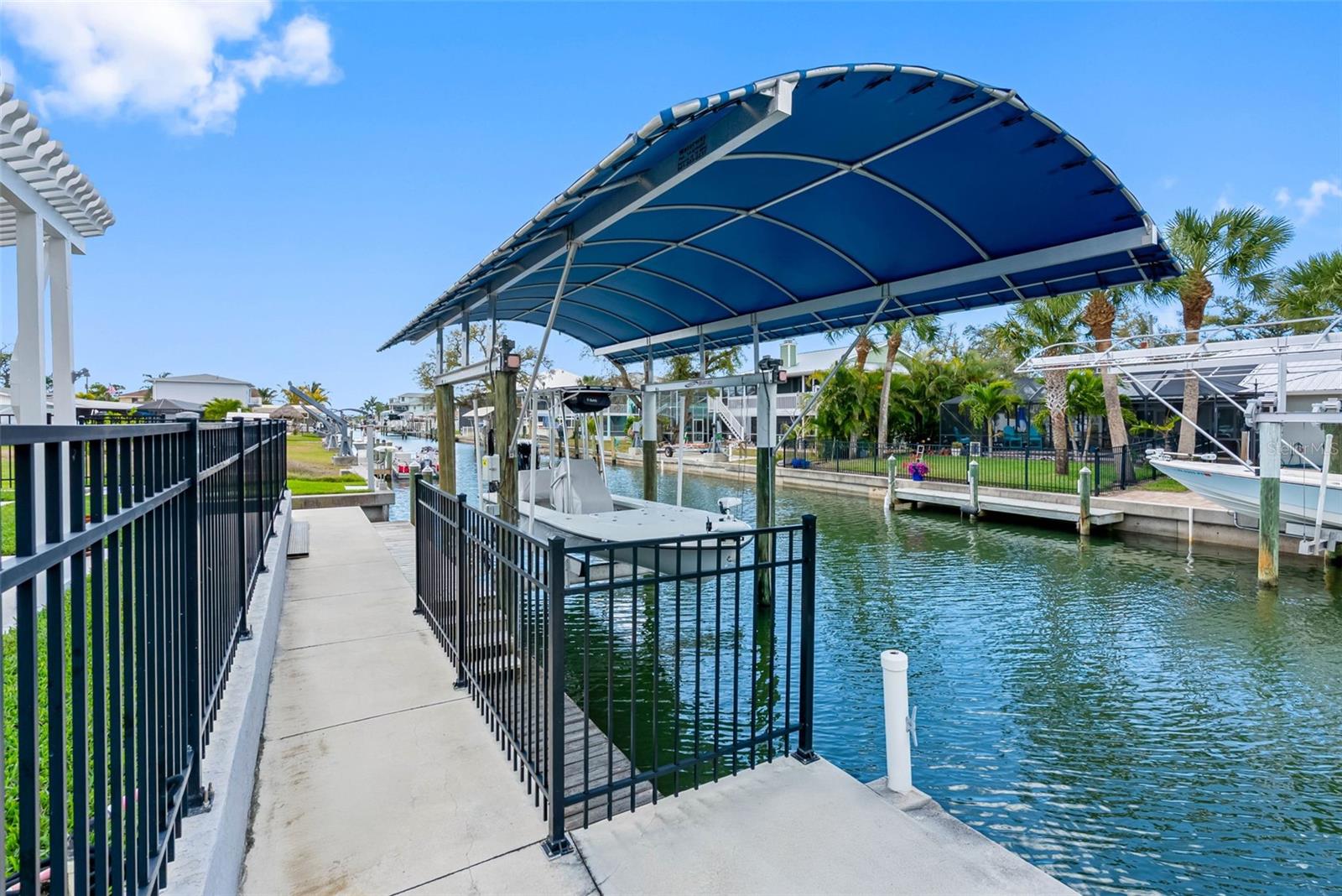 9211 LAKE DR, ENGLEWOOD, FL, 34224