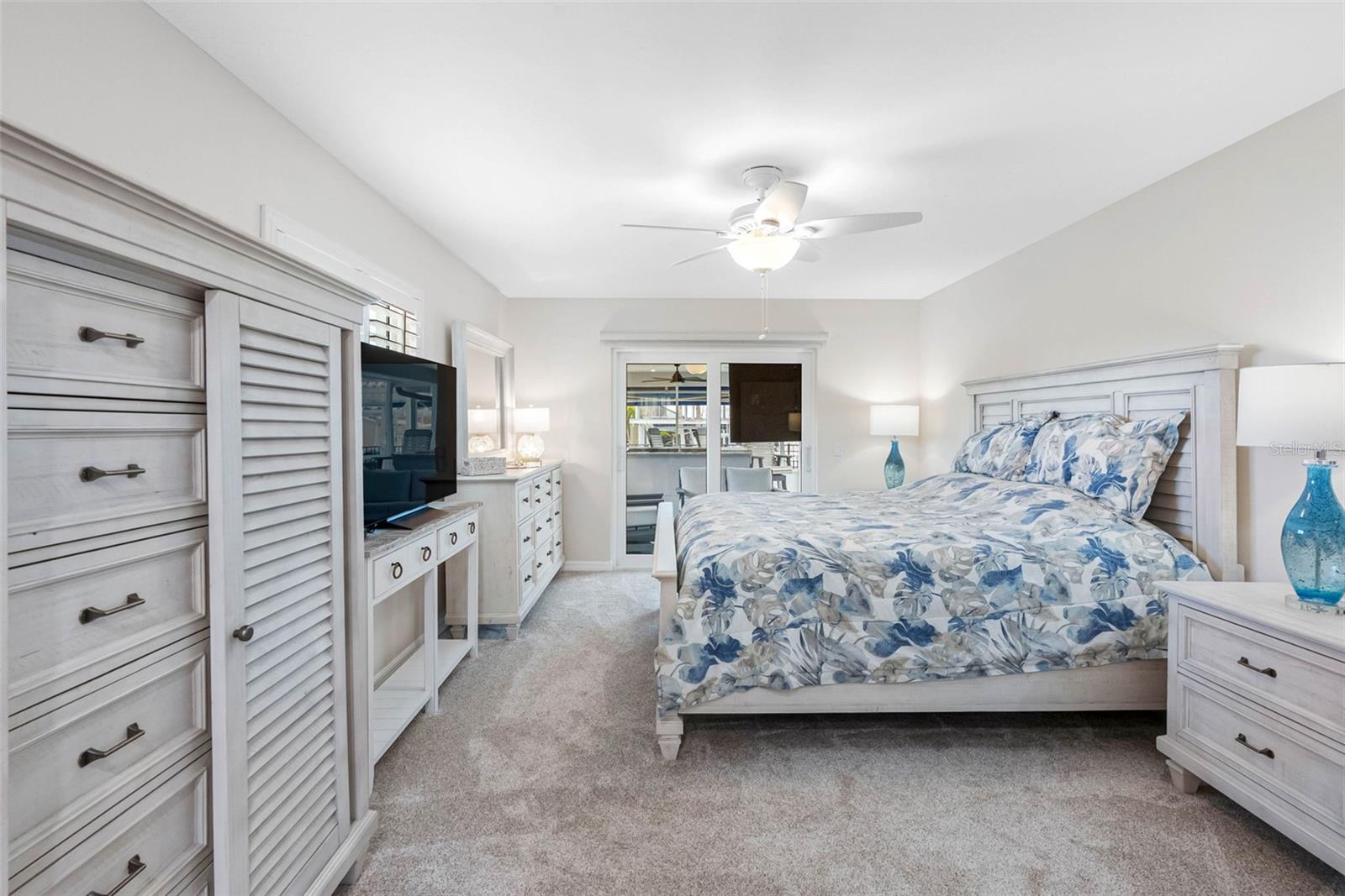 9211 LAKE DR, ENGLEWOOD, FL, 34224