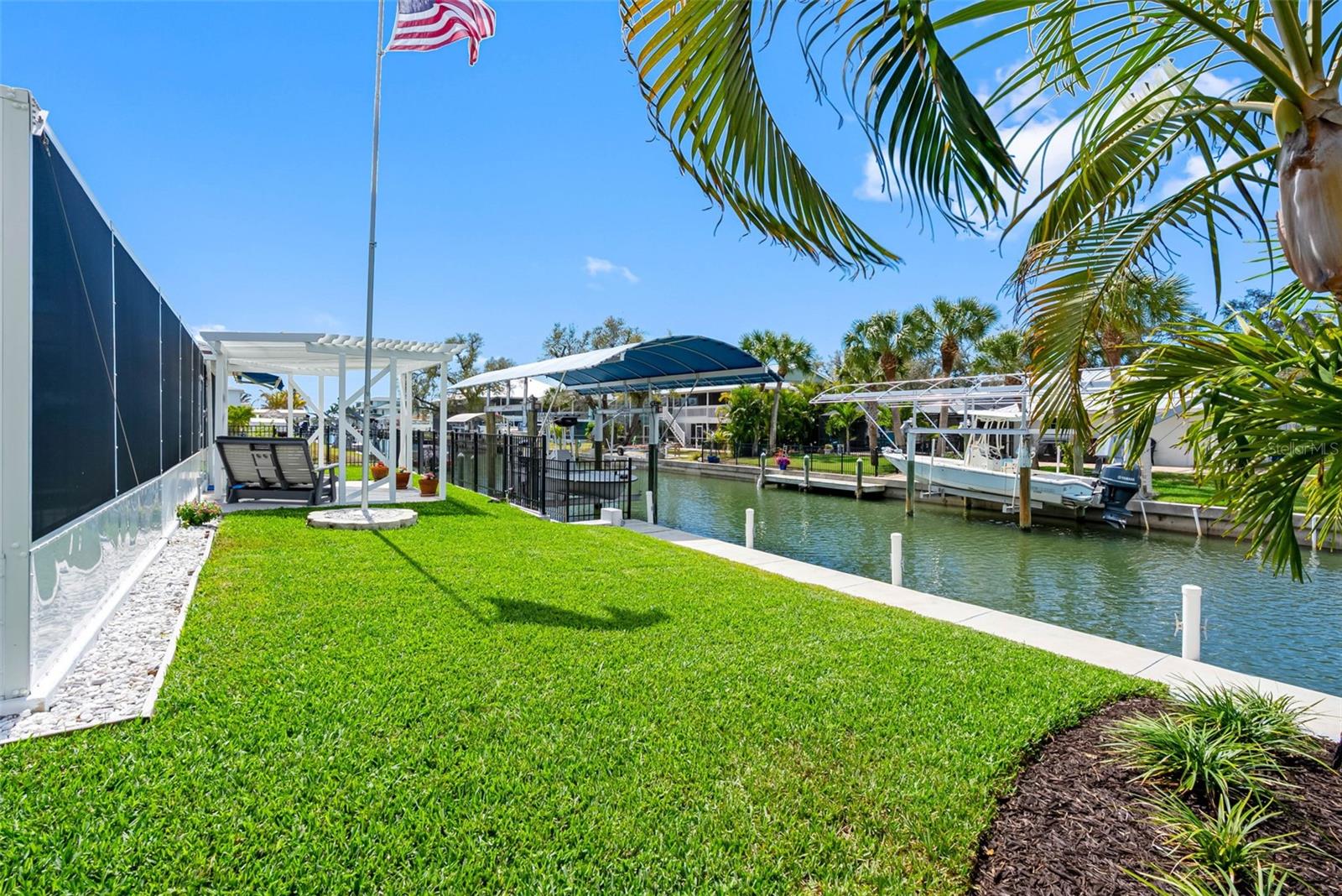 9211 LAKE DR, ENGLEWOOD, FL, 34224