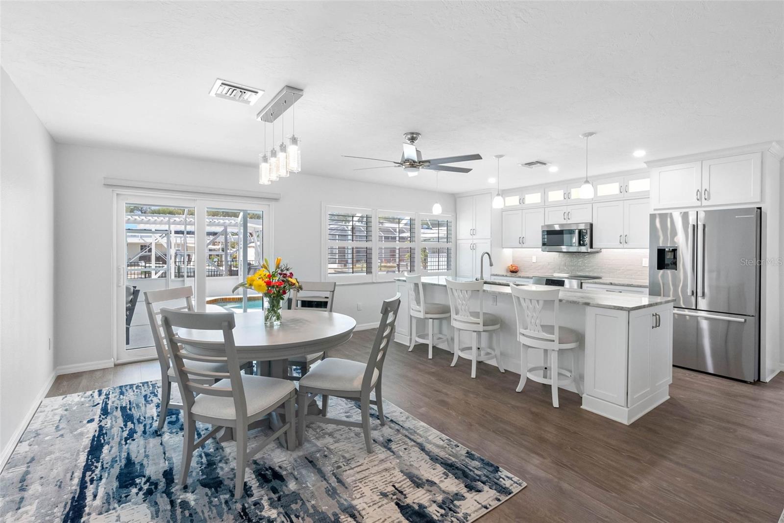 9211 LAKE DR, ENGLEWOOD, FL, 34224