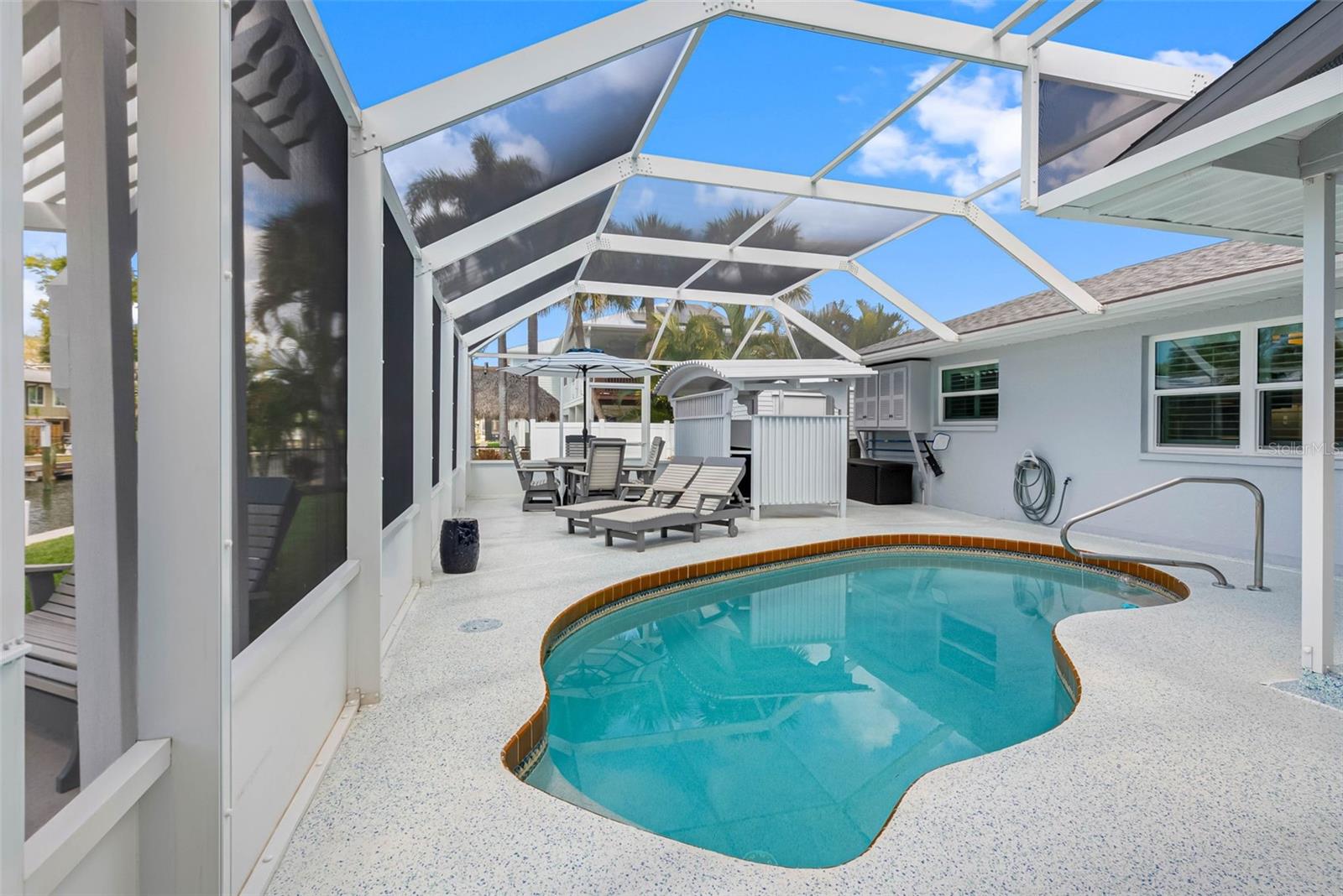 9211 LAKE DR, ENGLEWOOD, FL, 34224