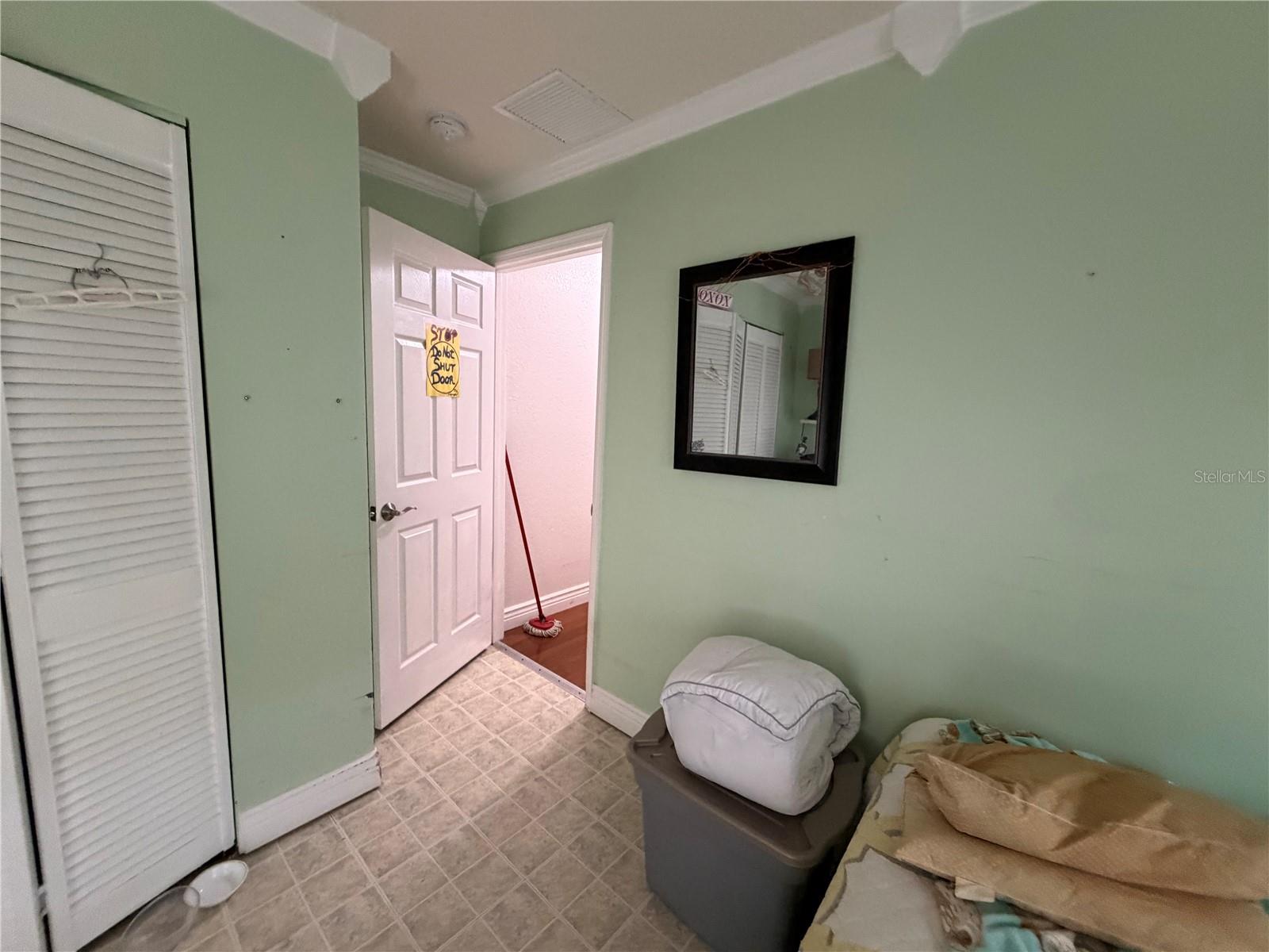 39106 GRAYS AIRPORT RD, LADY LAKE, FL, 32159